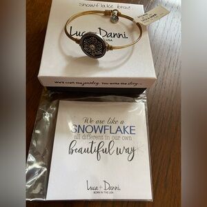 Brand New Luca and Danni Snowflake Two-tone Bracelet